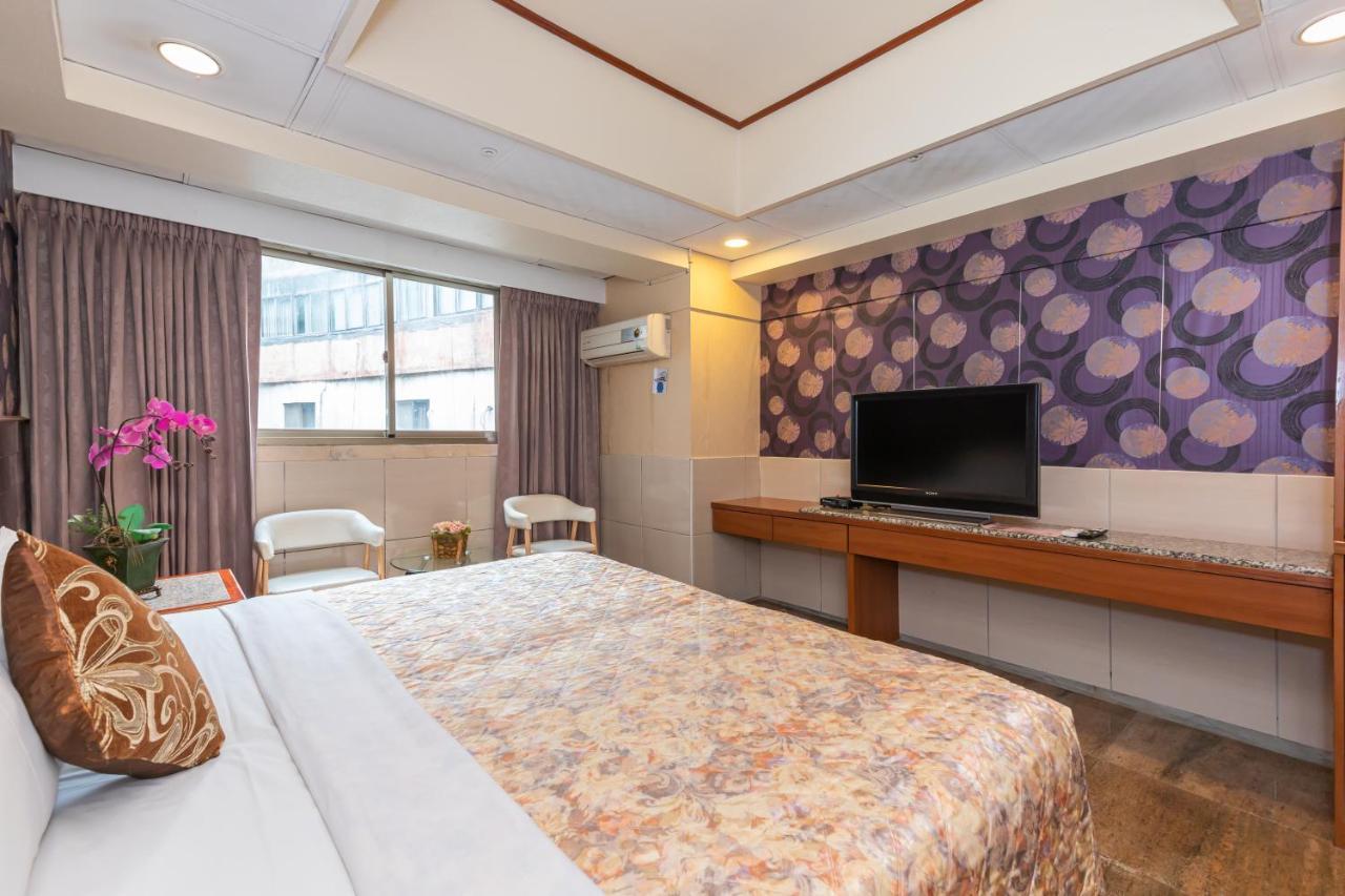 Yi Pin Business Hotel Taoyuan Exterior photo