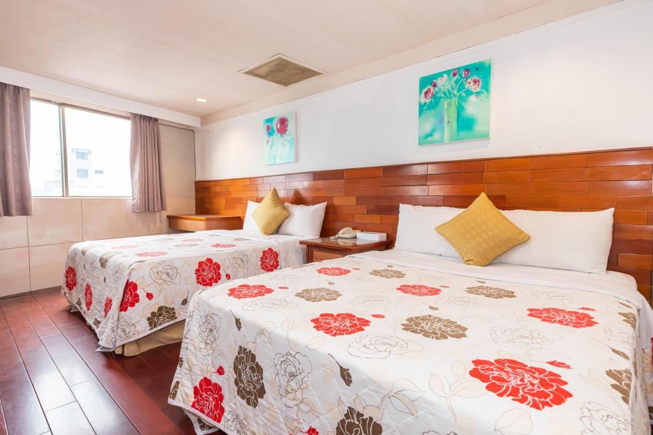 Yi Pin Business Hotel Taoyuan Exterior photo