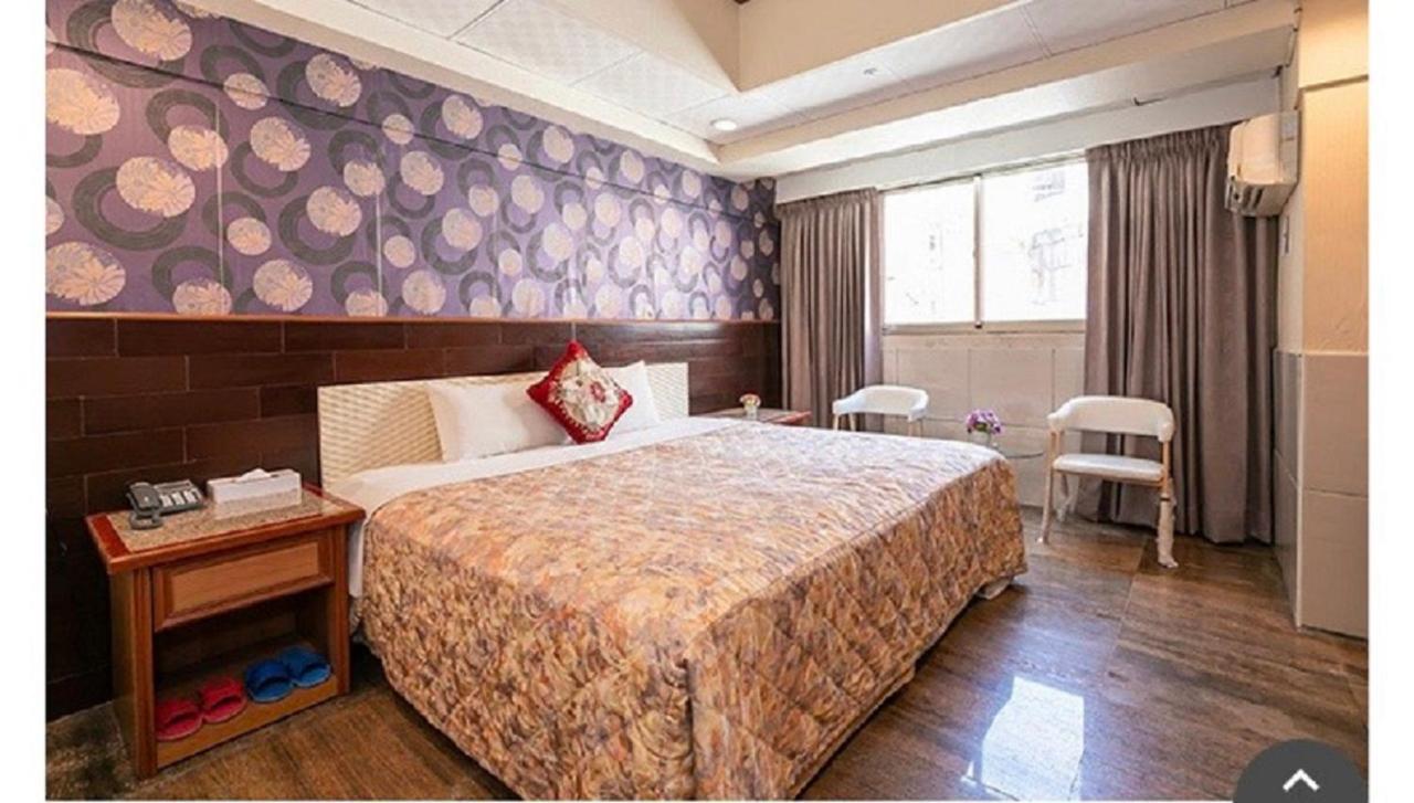 Yi Pin Business Hotel Taoyuan Exterior photo